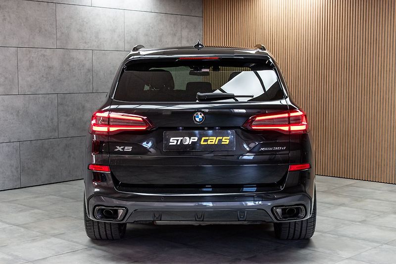 BMW X5 xDrive30d ///M*TAŽNÉ*LASER*ČR* - fotka 5 z 52