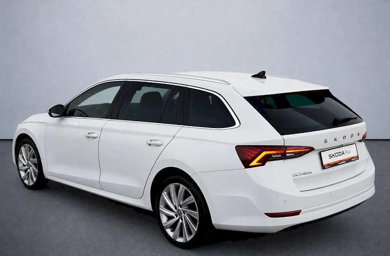 Škoda Octavia (2021) Combi Style 2,0 Tdi 110 Kw DSG - fotka 35 z 38