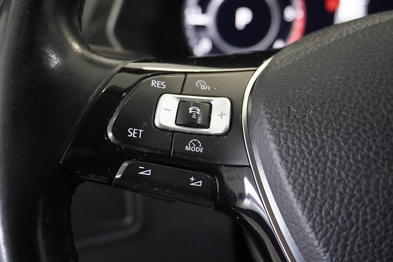 Volkswagen Tiguan 2.0 TDI 110kW DSG7 REZERVACE - fotka 16 z 28