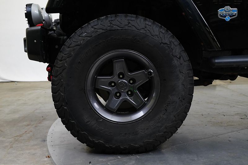 Jeep Wrangler - fotka 10 z 28