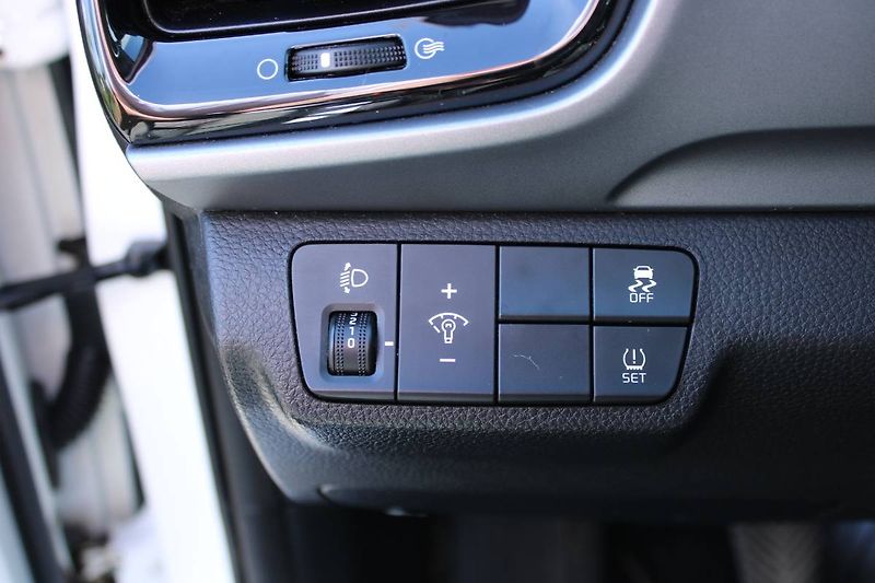 Kia Stonic (2020) 1.2. DPI 61kW manuál - fotka 29 z 30