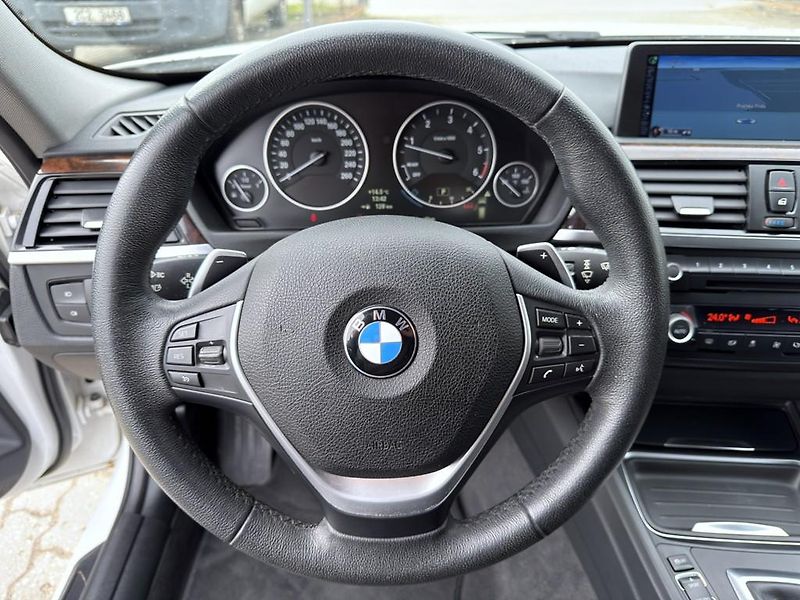 BMW Řada 3 320d 4x4 135 kW automat - fotka 14 z 22