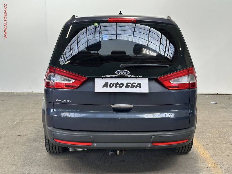 Ford Galaxy (2012) 2.0TDCi 7míst, AT, navi - fotka 5 z 21
