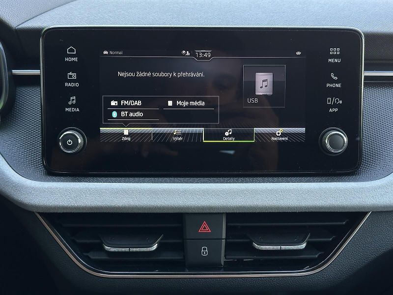 Škoda Scala 1.0TSi TOP & Selection 116PS D - fotka 19 z 31