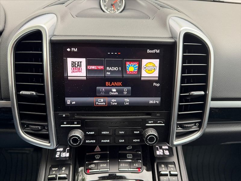 Porsche Cayenne 3,0 TDI  V6 193kW-FACELIFT!! - fotka 24 z 41