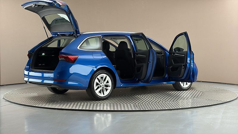 Škoda Octavia 1.0 TSI Style Combi - fotka 6 z 25