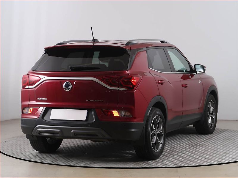 SsangYong Korando (2023) Amber 1.5 T-GDI - fotka 5 z 18