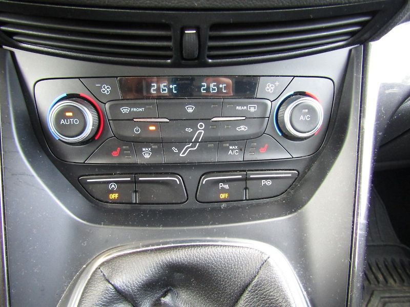 Ford Grand C-MAX (2016) 1.5 TDCi 88kW - fotka 35 z 37