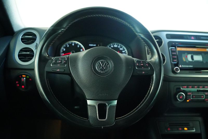 Volkswagen Tiguan - fotka 19 z 27