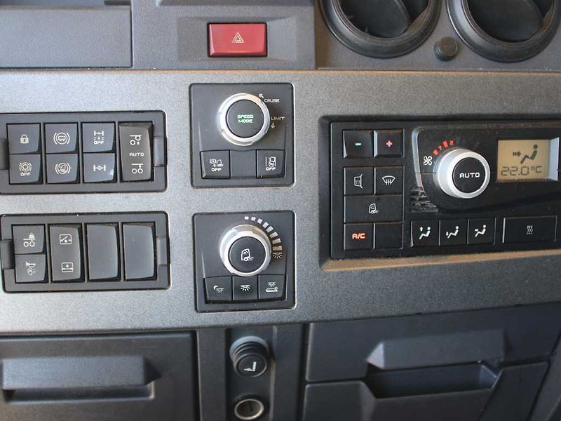 Renault Trucks T T 460, EURO 6, 6X2, ZVEDACÍ NÁ - fotka 12 z 21