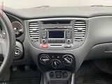 Kia Rio (2011) 1.4i, ČR, AC - náhled 12