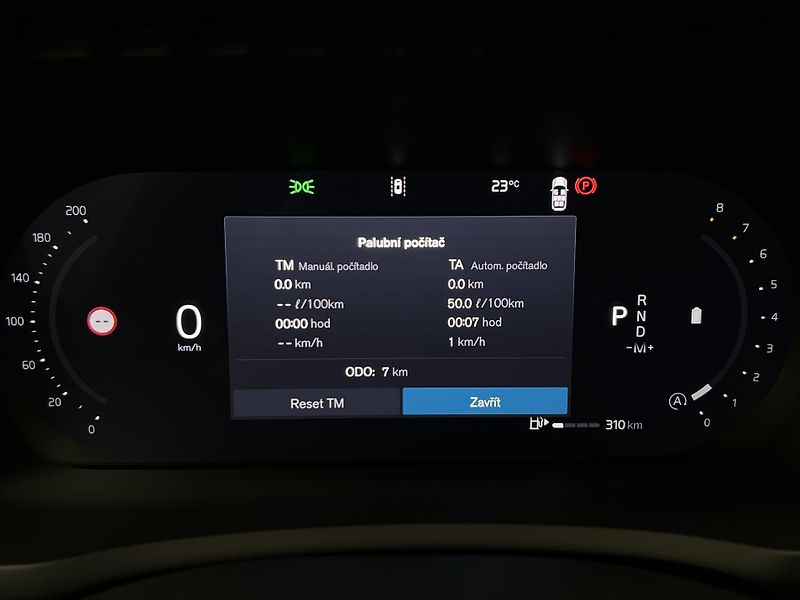 Volvo XC90 (2026) B5 AWD DARK PLUS - fotka 30 z 47