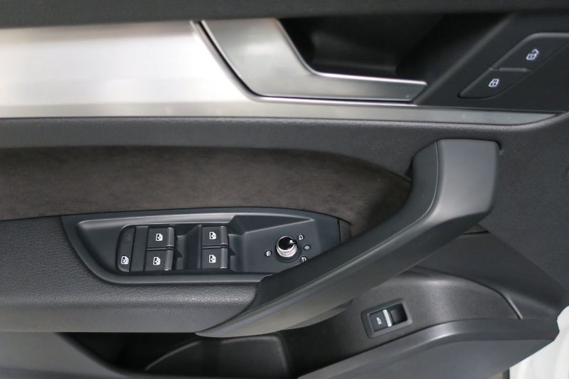 Audi Q5 (2018) 3,0 TDI 210 KW Quattro  S-line - fotka 10 z 49