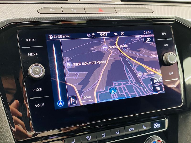 Volkswagen Arteon 2,0 R-LINE 2,0 TDI 140kW 7DSG - fotka 12 z 26