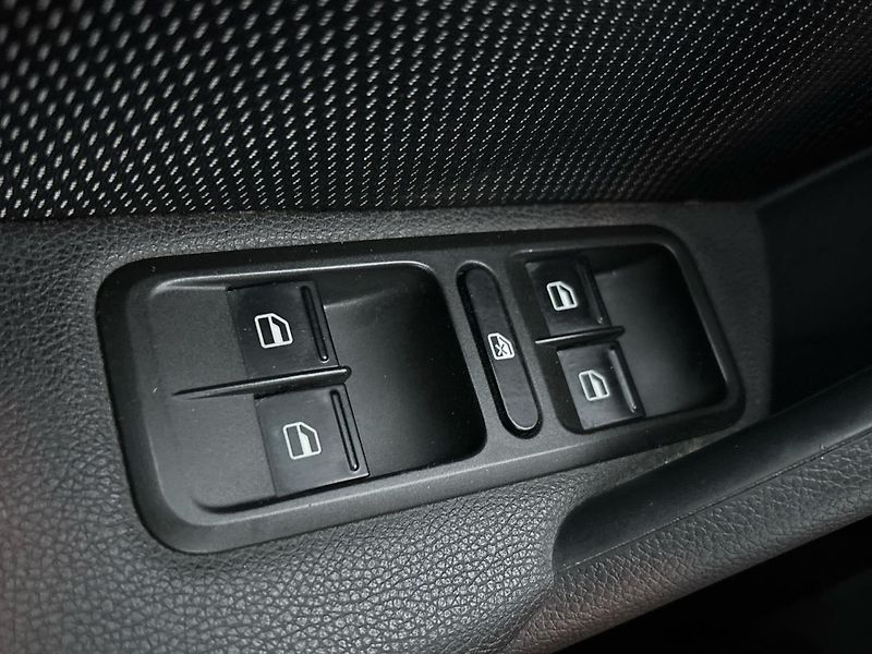 Škoda Yeti Ambition 4x4 - fotka 21 z 25