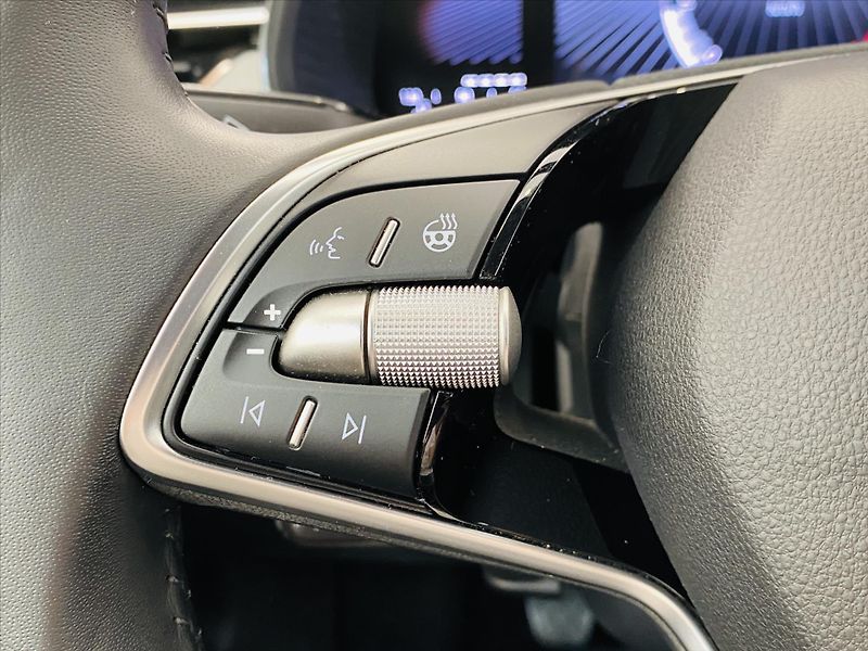 Škoda Scala 1,0 TSI 85kW Top Selection - fotka 23 z 28