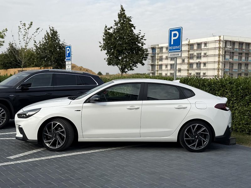 Hyundai i30 (2020) N-Line/1.4 t-gdi 103 kW - fotka 2 z 22