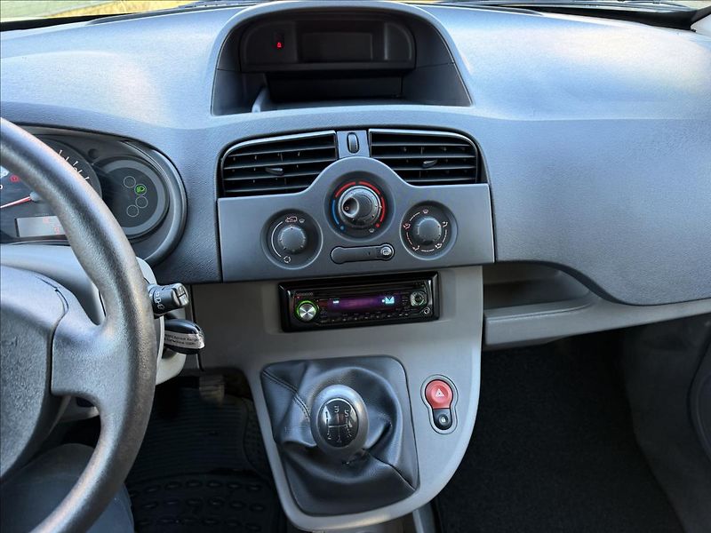 Renault Kangoo 1,6 - fotka 18 z 20