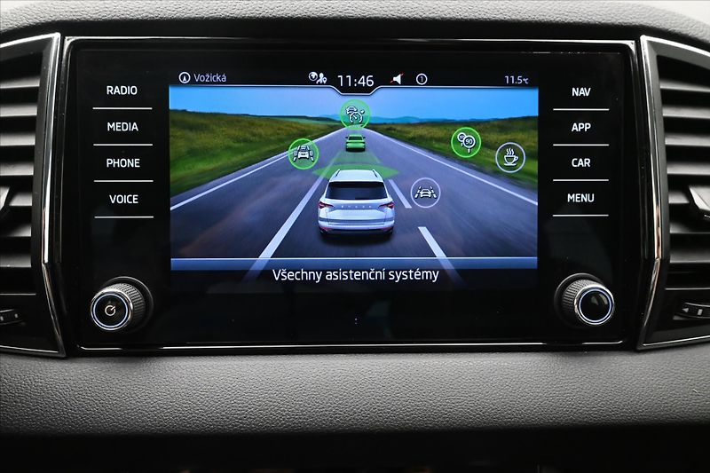 Škoda Karoq 2,0 TDI 85 KW DSG Ambiente Zár - fotka 19 z 30