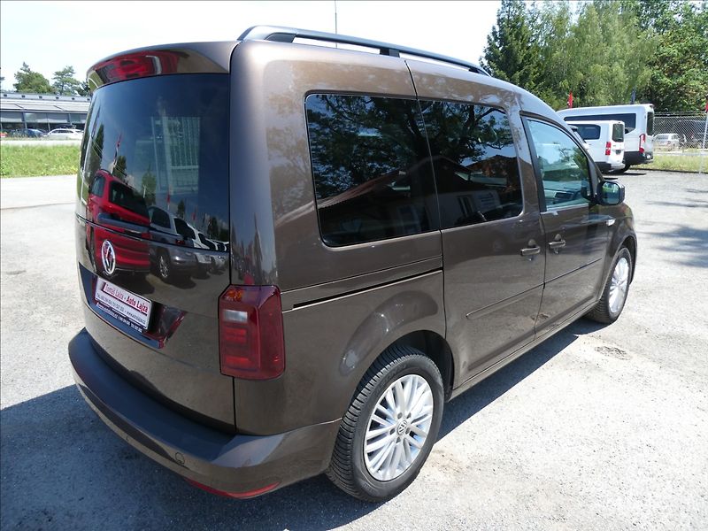Volkswagen Caddy 1,4 TSi 92kW webasto, serviska - fotka 9 z 44