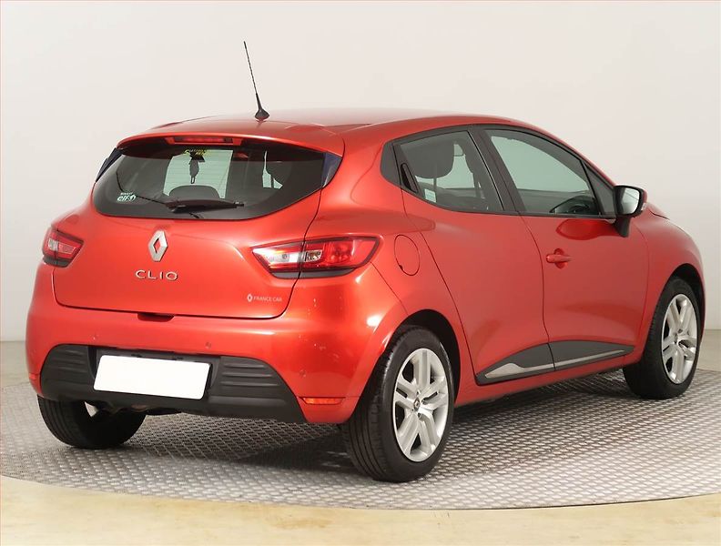Renault Clio (2020) 0.9 TCe, ČR,1.maj, Serv.kniha - fotka 5 z 16