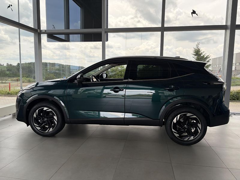 Nissan Qashqai (2026) N-Connecta 158k,AT,CCS karta!! - fotka 3 z 16