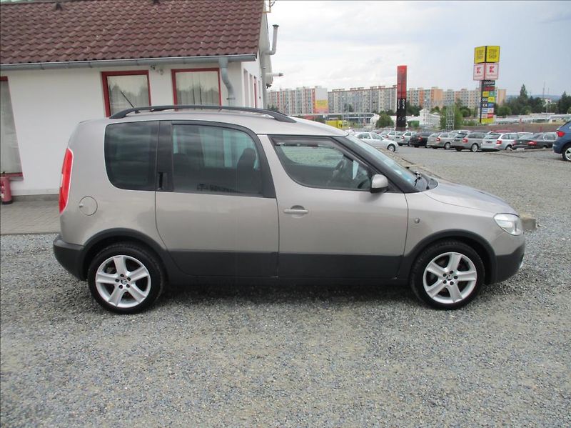 Škoda Roomster 1,2 TSi, Scout,DSG,klima,s.kn, - fotka 5 z 41