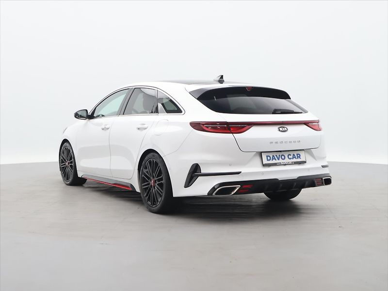 Kia Ceed 1,6 TGDI 150kW GT LED 1.Maj. - fotka 5 z 33