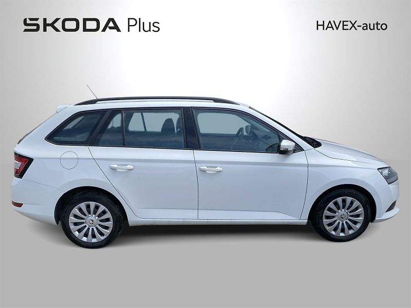 Škoda Fabia (2022) Combi 1.0 TSI Active - fotka 3 z 29