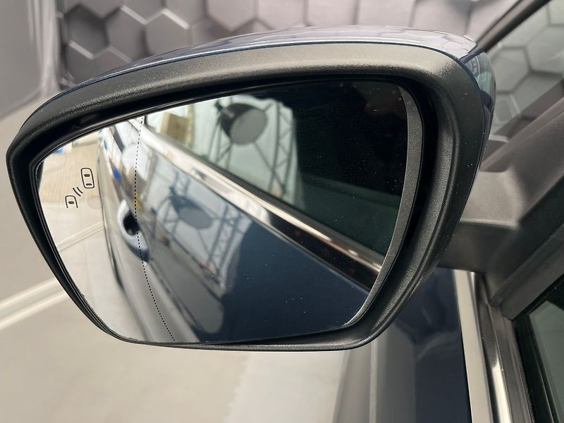 Ford Galaxy 2.5 HEV TITANIUM 7 míst - fotka 47 z 62
