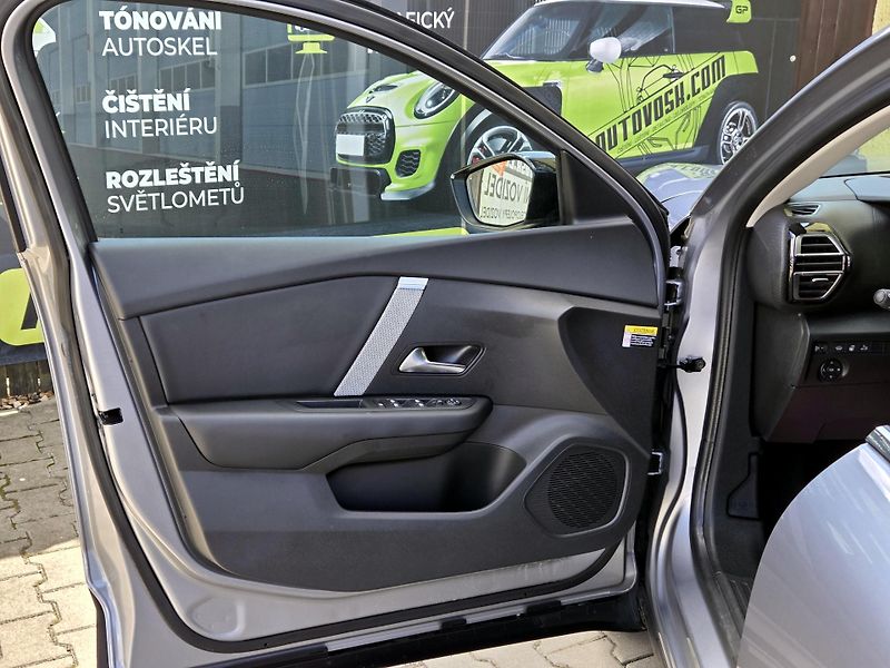 Citroën C4 X T Shine 96kW AT8 SERV.KN*      - fotka 40 z 42