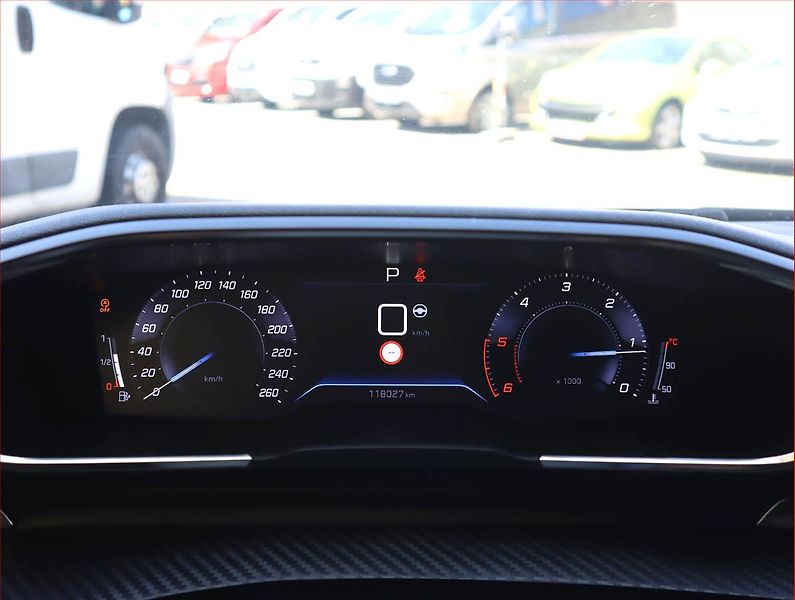 Peugeot 508 (2021) 1.5 BlueHDi, Automat, Kůže - fotka 11 z 23