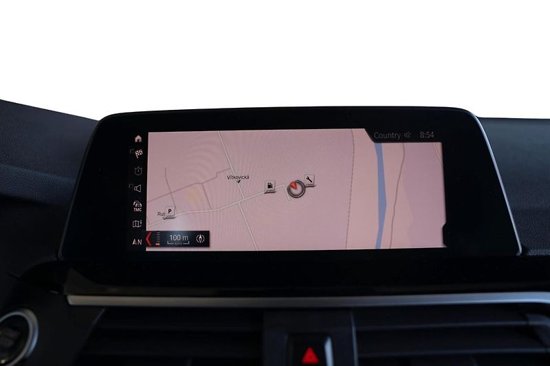 BMW X3 xDrive30i - fotka 11 z 21