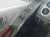 Volkswagen Tiguan (2012) 2.0 TDI, 4X4, Automat - náhled 16