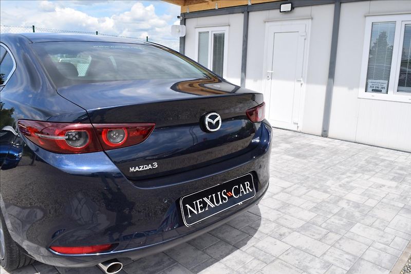 Mazda 3 2,0 i 90KW NÍZKÉ KM KUŽE ALU - fotka 12 z 55