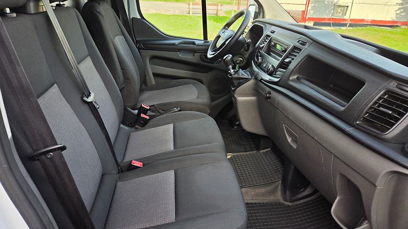 Ford Transit Custom (2019) VAN L1H1 - fotka 9 z 16