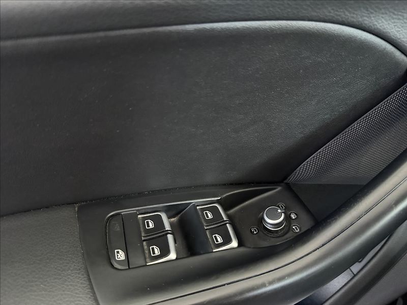 Audi Q3 1,4   TSI 110kW,SERVISKA,TAŽNE - fotka 9 z 24