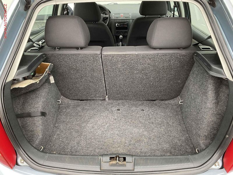 Škoda Fabia (2003) 1.2 12V, ČR, Klima, TZ - fotka 7 z 15