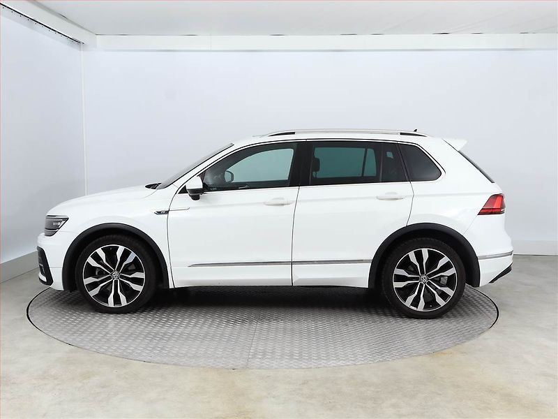 Volkswagen Tiguan (2017) R-Line 2.0 TDI, 4X4, Automat - fotka 3 z 18