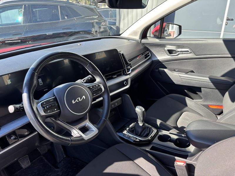 Kia Sportage (2023) Exclusive 1.6 T-GDI (110 kW) M - fotka 10 z 20