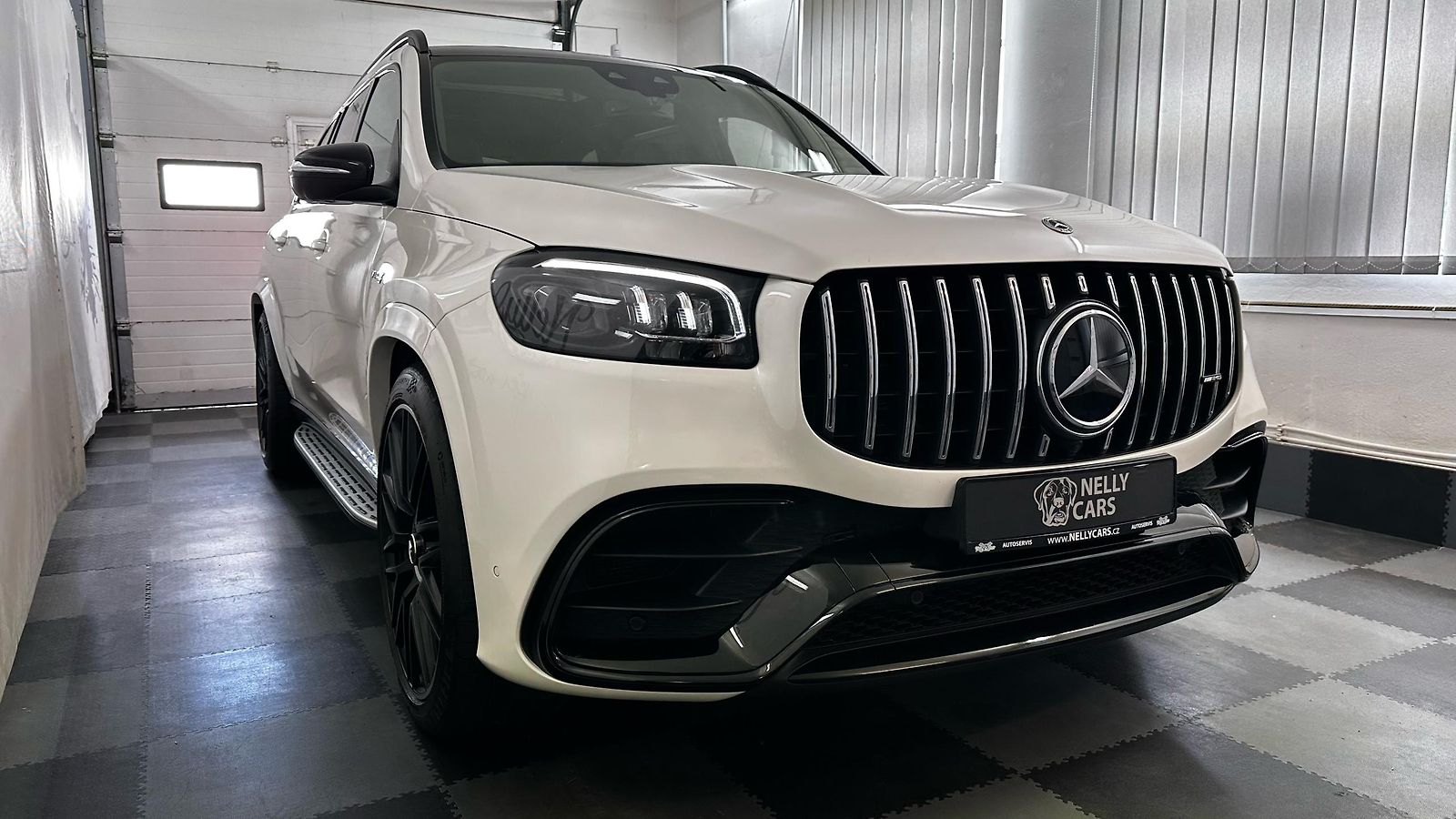 Mercedes-Benz GLS 63 AMG / TOP VÝBAVA