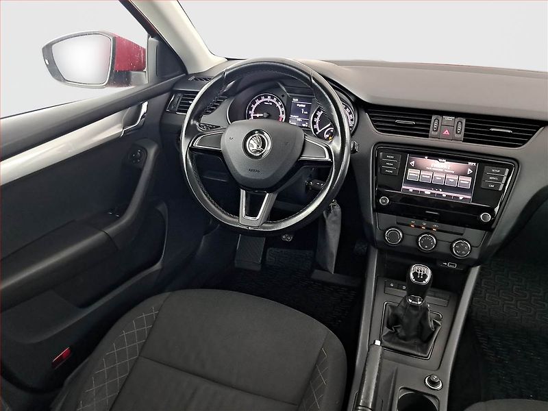 Škoda Octavia (2019) Ambition 1.6 TDI, Tempomat - fotka 7 z 17
