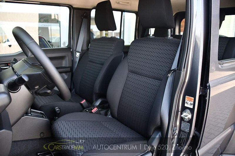 Suzuki Jimny 1,5 GLX AUTOMAT, 4X4 LONG - fotka 10 z 40