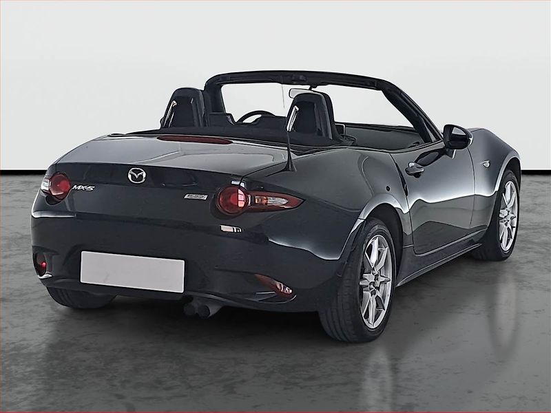 Mazda MX-5 (2017) 1.5 Skyactiv G - fotka 5 z 18