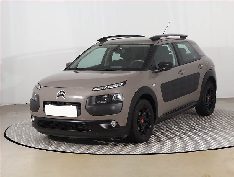 Citroën C4 Cactus (2017) 1.2 PureTech, LPG, Serv.kniha - fotka 2 z 22