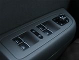 Volkswagen Sharan (2011) 2.0 TDI, 4X4, Serv.kniha - náhled 15