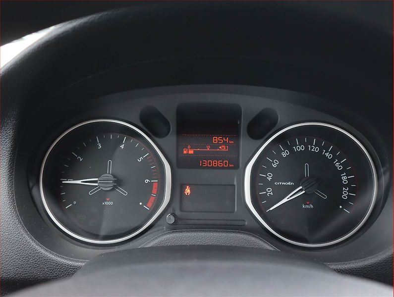 Citroën C-Elysée (2018) 1.2 PureTech, Serv.kniha - fotka 11 z 17