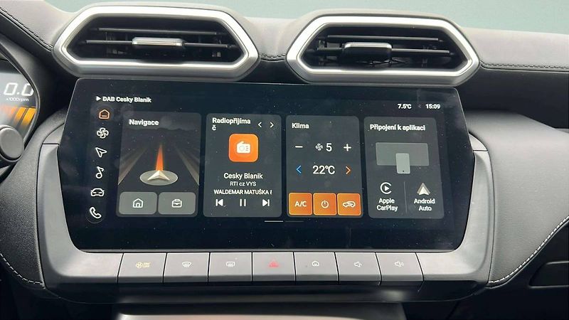 MG ZS HEV EXCLUSIVE 1.5L (145kW) SUV - fotka 21 z 49