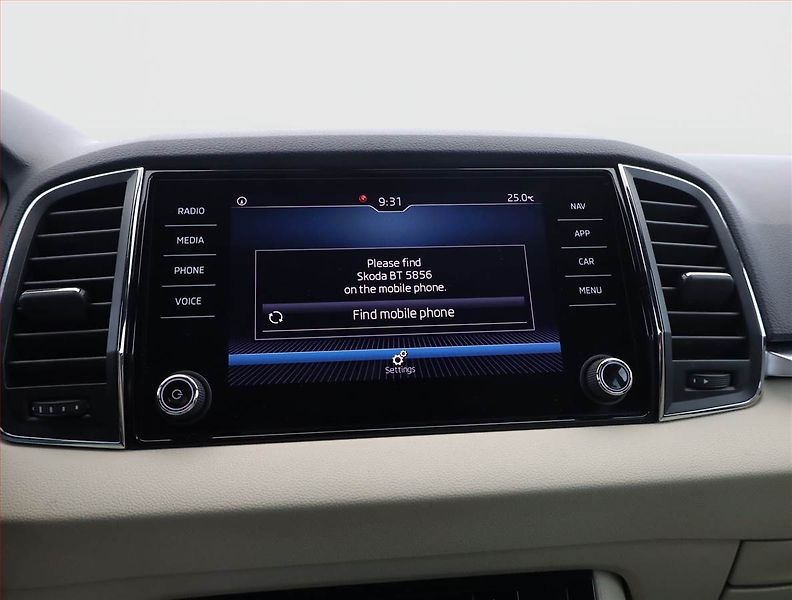 Škoda Karoq (2019) Style 1.5 TSI - fotka 13 z 21