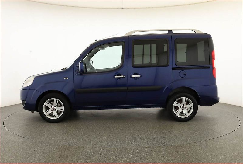 Fiat Dobló (2009) 1.9 JTD, 5Míst - fotka 3 z 12